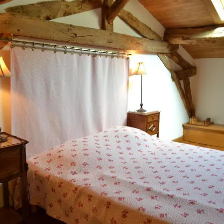 Saint-romain, 4 Pieces, 6 Personnes - Fr-1-653-3 Holiday home